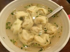 蟹粉大馄饨-东泰祥生煎馆(陕西南路店)