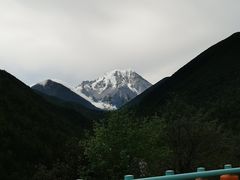 -亚拉雪山风景区