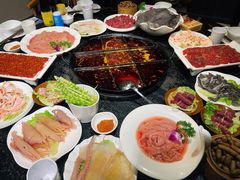 特色发鱿鱼-仁虎老火锅(黄泥磅店)