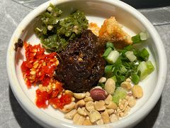 -野山舂·贵州现舂酸汤牛肉(民生路店)