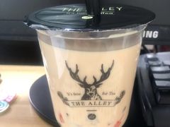 -THE ALLEY 鹿角巷(华润万象城店)