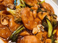 面筋炒菌菇-东康桂家农庄