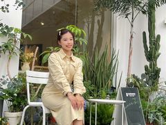 -洪小鹏生活美学馆(领SHOW天地店)