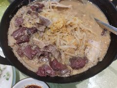 -鹤乡东北菜(崮山路店)