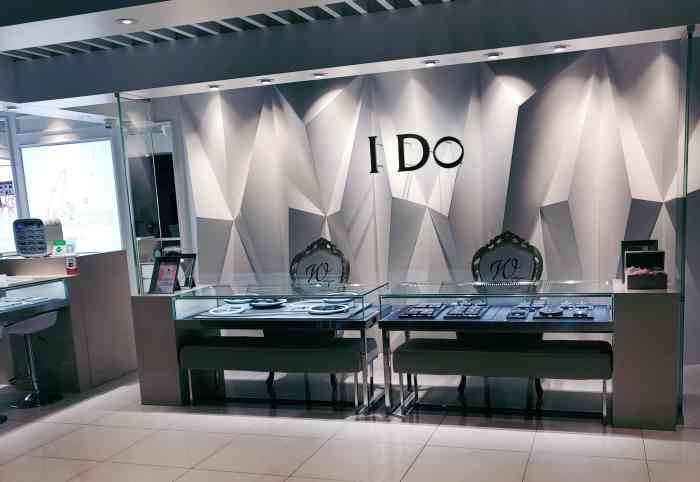 ido(国瑞购物中心店)-"i do这个品牌整个营造的氛围就是浪漫啊.