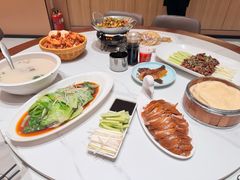 -梅利汴京烤鸭•开封豫菜地标店(东司门店)