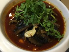 -南京金牛湖巨碗鱼头