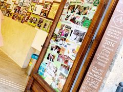 -Gelateria Dondoli