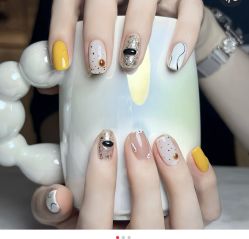 -LILY NAILS美甲美睫