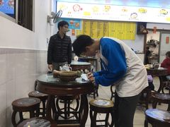 -俊丽双皮奶甜品店