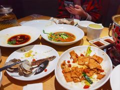-关东小磨东北菜(上海长风大悦城店)