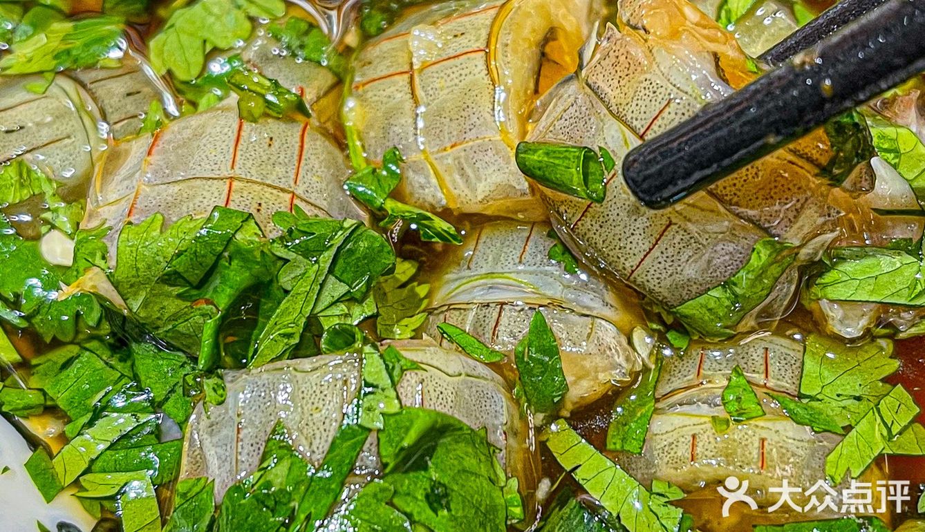 谁懂❗️粥底火锅配潮汕生腌有多鲜🤩