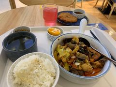 -轻蔬不用等·素食(江苏路店)
