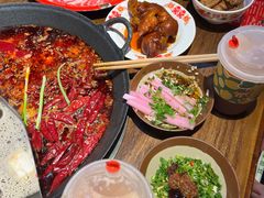 -萍姐火锅·公路夜市(武汉首店)