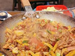 -富正毅三下锅·湘西韵味(天门山索道店)