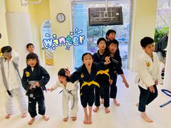 -勇气斑马·巴西柔术&跆拳道(浦东三林店)
