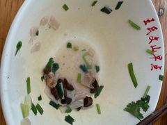 -文山荷鲜居(翠湖店)