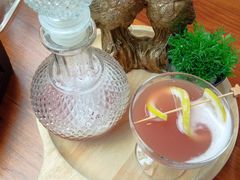 -Chom Cafe and Restaurant