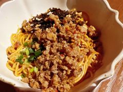 -肆海小川菜酒馆Wine Bistro (青年路店)