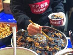 -黑色经典臭豆腐·湖南特产(步行街店)