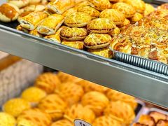 -Caidie Bakery采蝶轩(百越店)