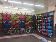 -迪卡侬(明光路店)