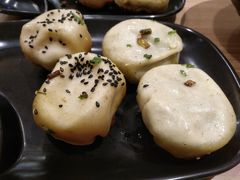 -小杨生煎(金山百联购物中心3楼店)