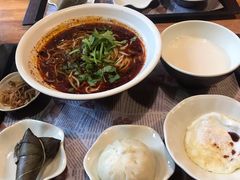 -乐山上善居·养心禅景酒店(世豪广场高铁站店)