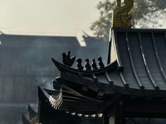 -龙华寺