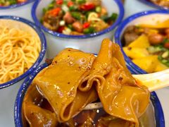 -犟一碗双椒鸡面(得意世界店)