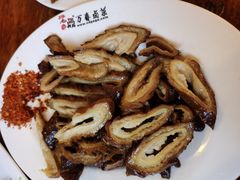 -老鼎万春卤菜(五代传承创始老店)