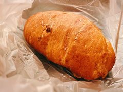 核桃红豆盐面包-都恩客(高岛屋百货店)