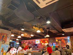 大堂-鲜入围煮花胶鸡海鲜火锅