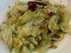 -汗腾格里·风味餐厅(新疆驻京办店)