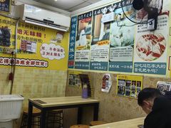 -牛师傅广式药膳牛骨汤美食(江南西店)