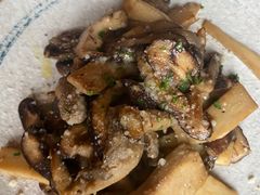 炒蘑菇-SMOKI & CO(五大道店)