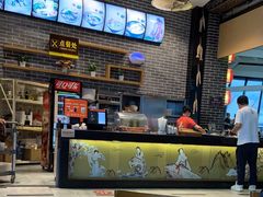 -桂林小吃街(桂林国际机场店)