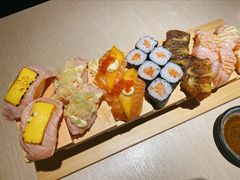 -万岁料理回转寿司(华贸店)