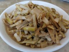 -天乐农家鱼头王(天目湖店)