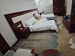 -兴芮温泉度假区