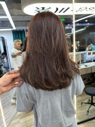 -奈川烫染Salon
