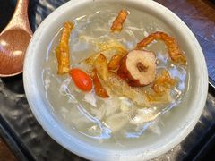 -银米·云南传统过桥米线(双廊黑金冠店)