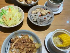 -红猪卤肉饭(大西洋美食城店)