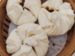 蜜汁叉烧包-顺德人家食府(黄金广场店)