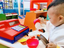 -莫莉幻想儿童乐园(广州番禺永旺店)