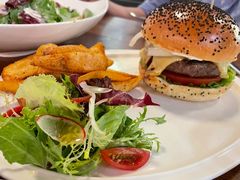 招牌牛肉汉堡-UPPER KITCHEN(延安路店)