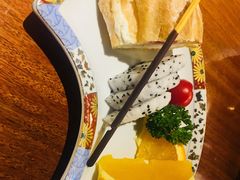 -肉魁屋·烧肉·烧鸟·酒场(高新店)
