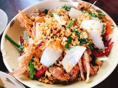 -Cuc Gach Quan Restaurant