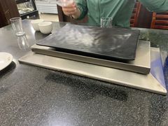 -百盛·牟平烧烤·养马岛海鲜(宁海大街店)