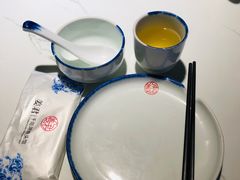 -姜君·千岛湖鱼头馆(浦东大道店)